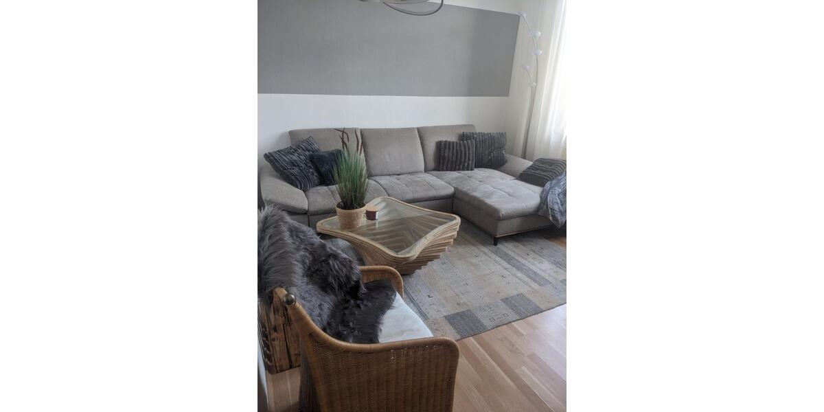 Etagenwohnung Hannover Vahrenwald-List - 2 Zimmer, 72 m&sup2;, 1.165&euro; | Angebot:25639005