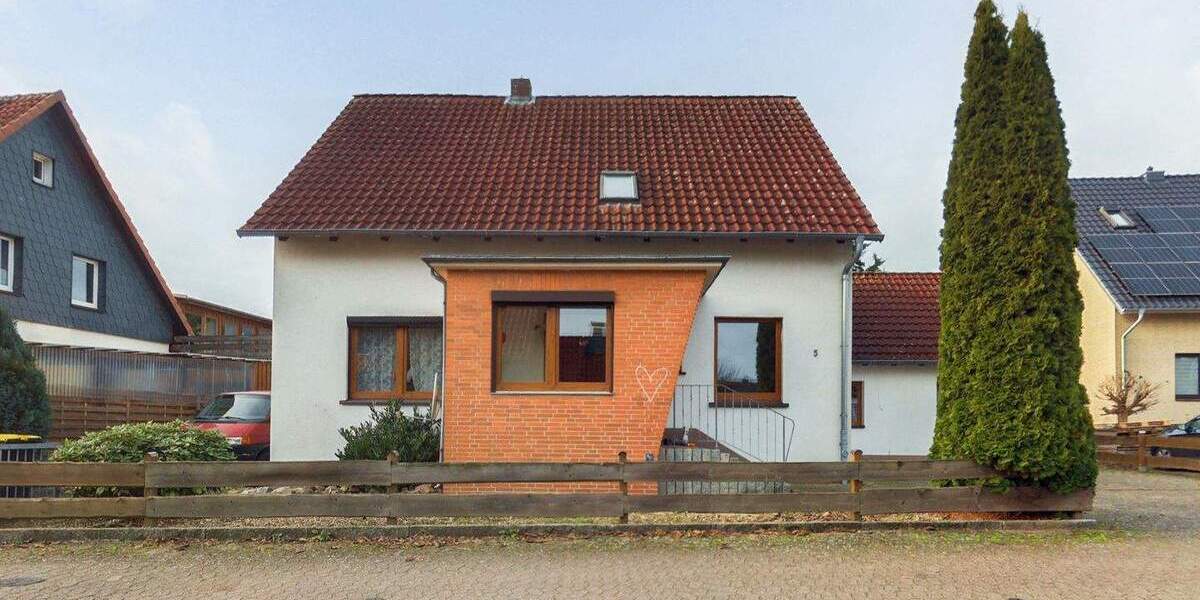 Einfamilienhaus Neustadt Eilvese - 8 Zimmer, 156 m&sup2;, 299.000&euro; | Angebot:25744855