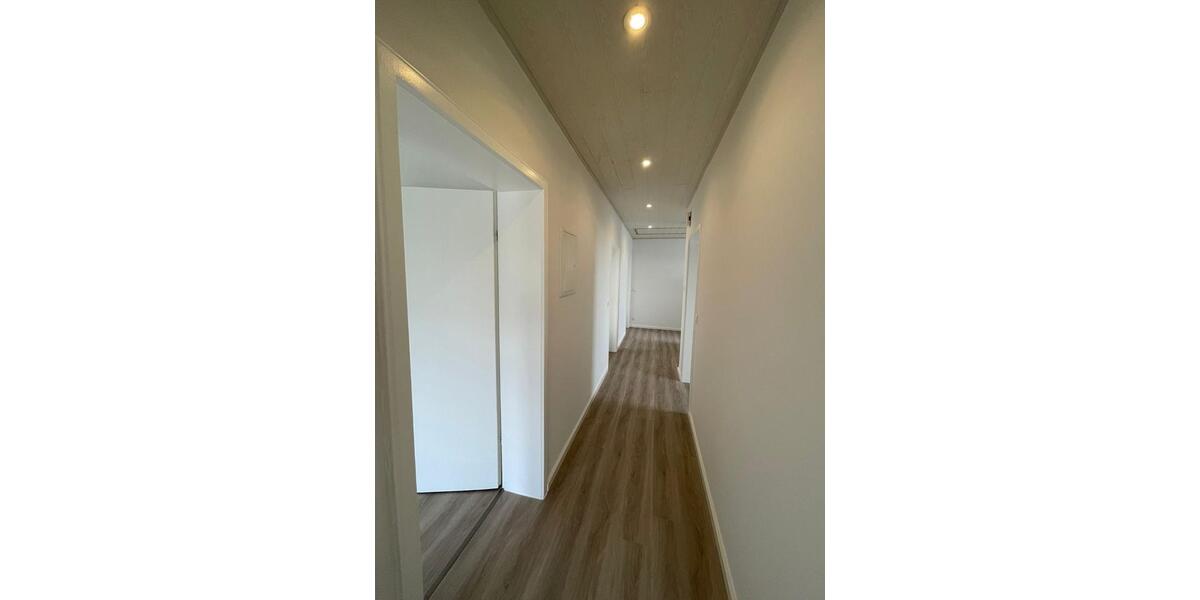 Dachgeschoßwohnung Barsinghausen - 4 Zimmer, 110 m&sup2;, 1.020&euro; | Angebot:26296848