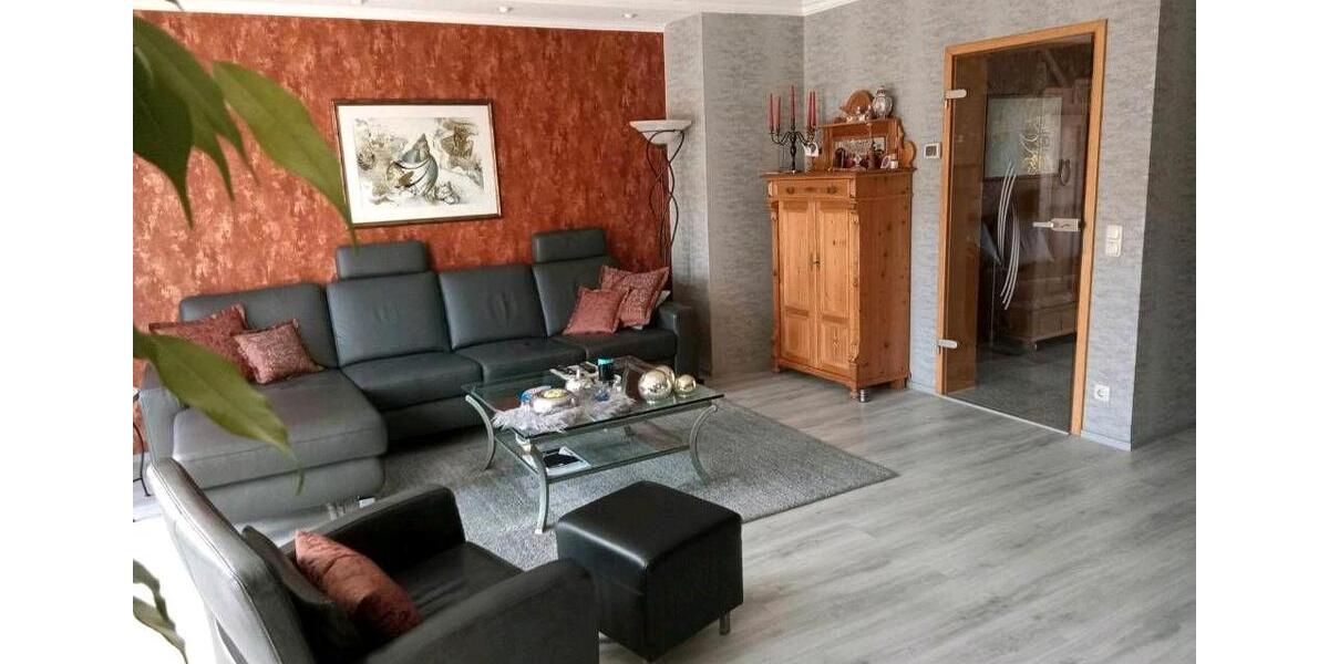 Reihenhaus Langenhagen - 6 Zimmer, 150 m&sup2;, 525.000&euro; | Angebot:27023161