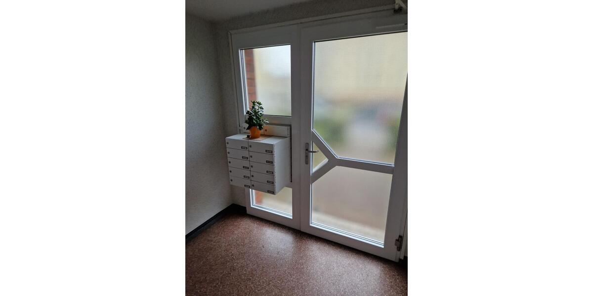 Hochparterre Langenhagen Brink - 3 Zimmer, 73 m&sup2;, 1.100&euro; | Angebot:25719871