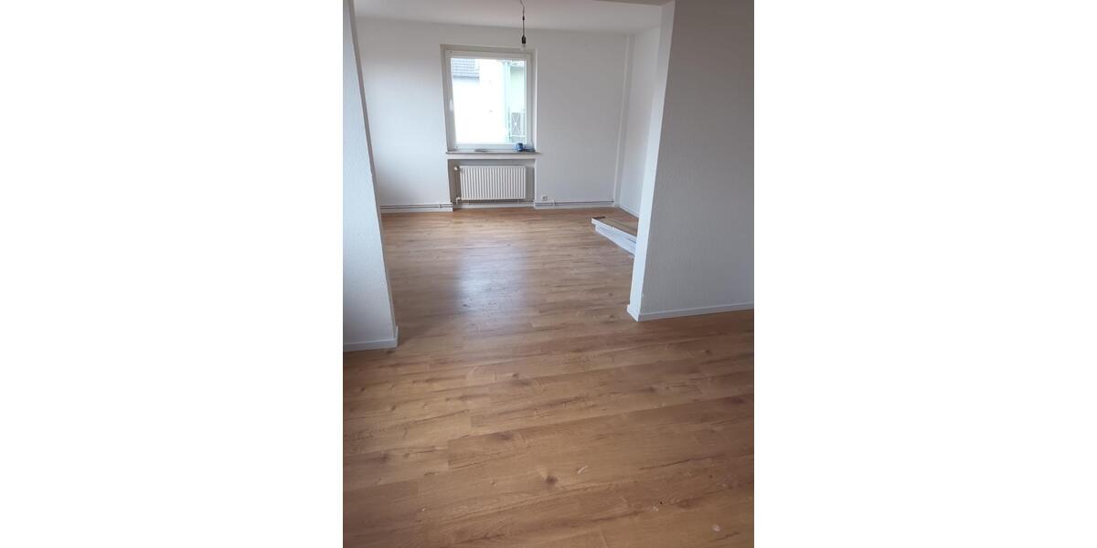 Etagenwohnung Bad Nenndorf - 3 Zimmer, 82 m&sup2;, 749&euro; | Angebot:25919881