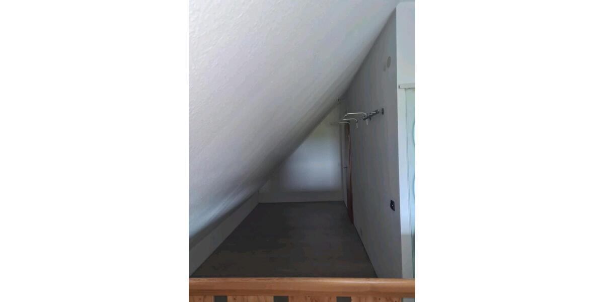 Etagenwohnung Seelze - 3 Zimmer, 107 m&sup2;, 850&euro; | Angebot:26368154