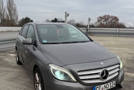 Mercedes-Benz B 200 212.967 km 7.700 &euro; Garbsen 30823