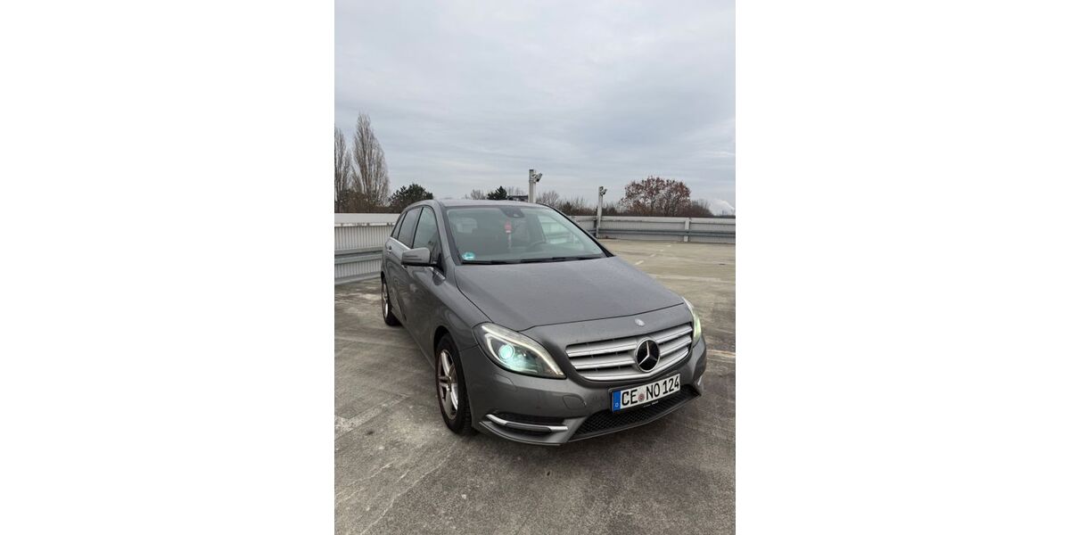 Mercedes-Benz B 200 212.967 km 7.700 &euro; Garbsen 30823