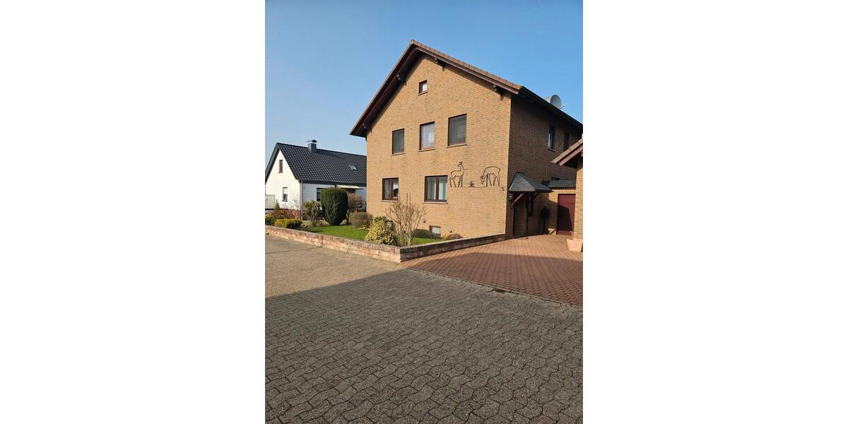Einfamilienhaus Heuerßen - 6 Zimmer, 150 m&sup2;, 1.600&euro; | Angebot:26314748