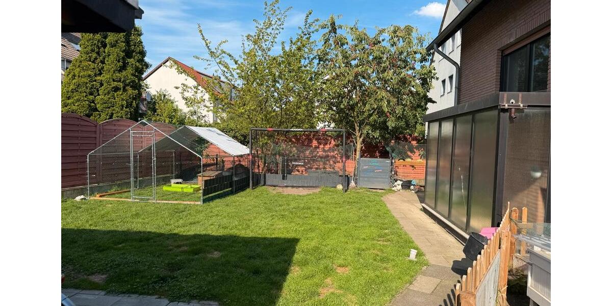 Mehrfamilienhaus, Wohnhaus Garbsen Berenbostel - 8 Zimmer, 260 m&sup2;, 649.000&euro; | Angebot:26906601