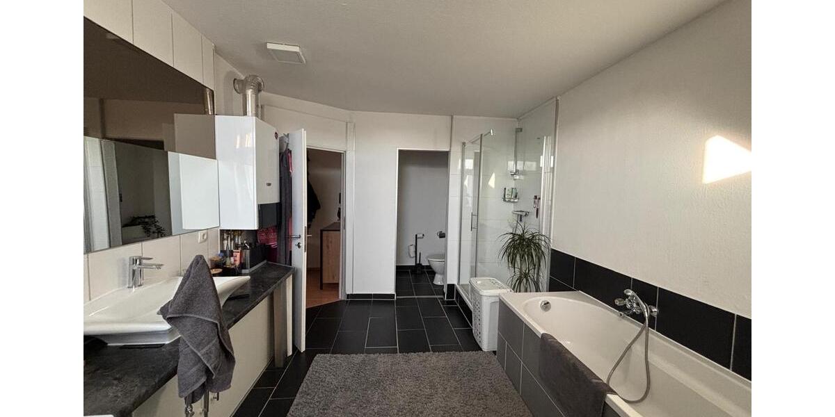 Etagenwohnung Langenhagen Brink - 2 Zimmer, 65 m&sup2;, 610&euro; | Angebot:25588649