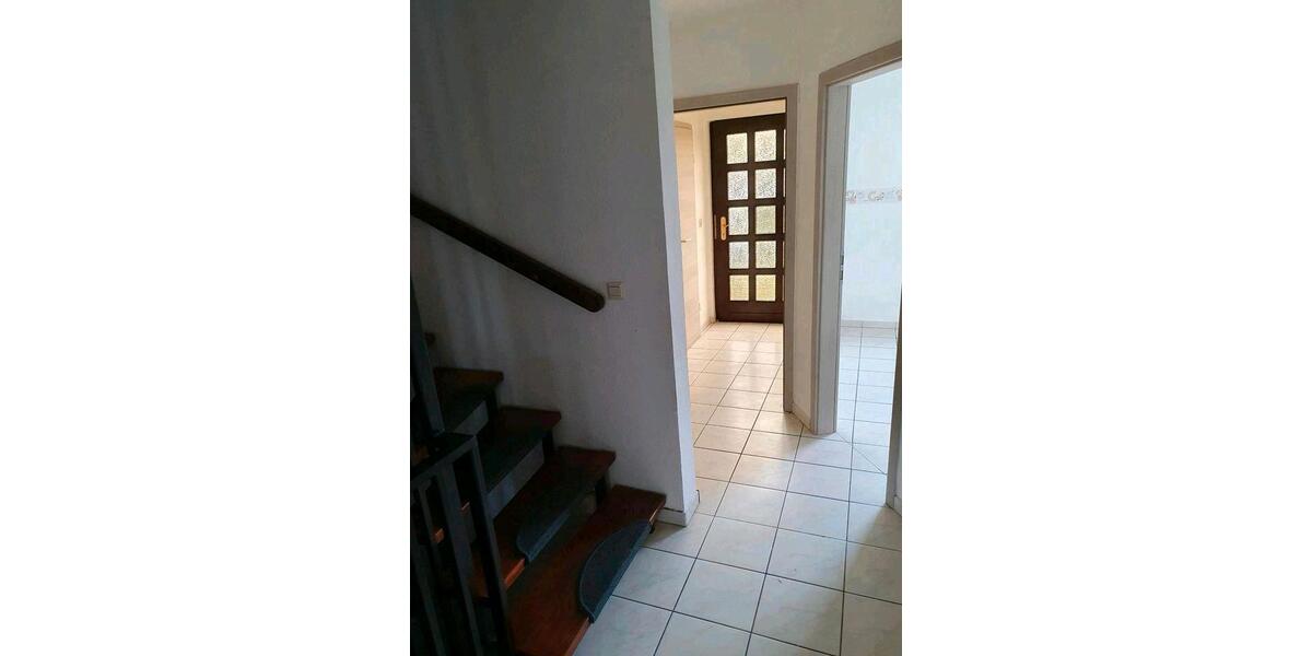 Reihenhaus Isernhagen - 1 Zimmer, 121 m&sup2;, 197.000&euro; | Angebot:26615801