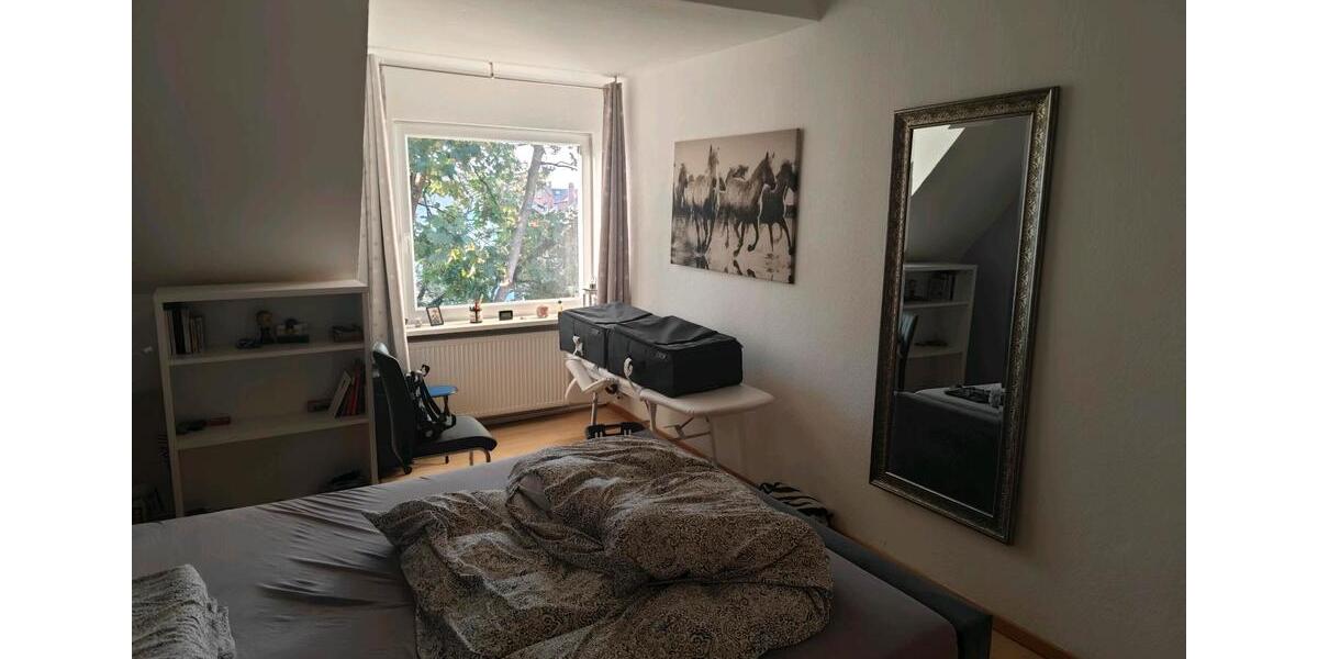Dachgeschoßwohnung Hannover Vahrenwald-List - 2 Zimmer, 67 m&sup2;, 275.000&euro; | Angebot:27489382