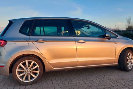 VW Golf Sportsvan 36.950 km 18.600 &euro; Gehrden 30989