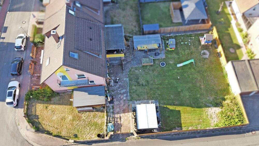 Doppelhaushälfte Garbsen Berenbostel - 7 Zimmer, 140 m&sup2;, 419.000&euro; | Angebot:25686075