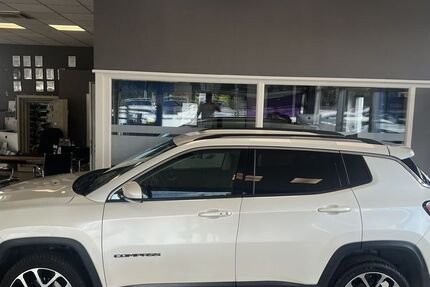 Jeep Compass 109.035 km 15.990 &euro; Hannover 30419