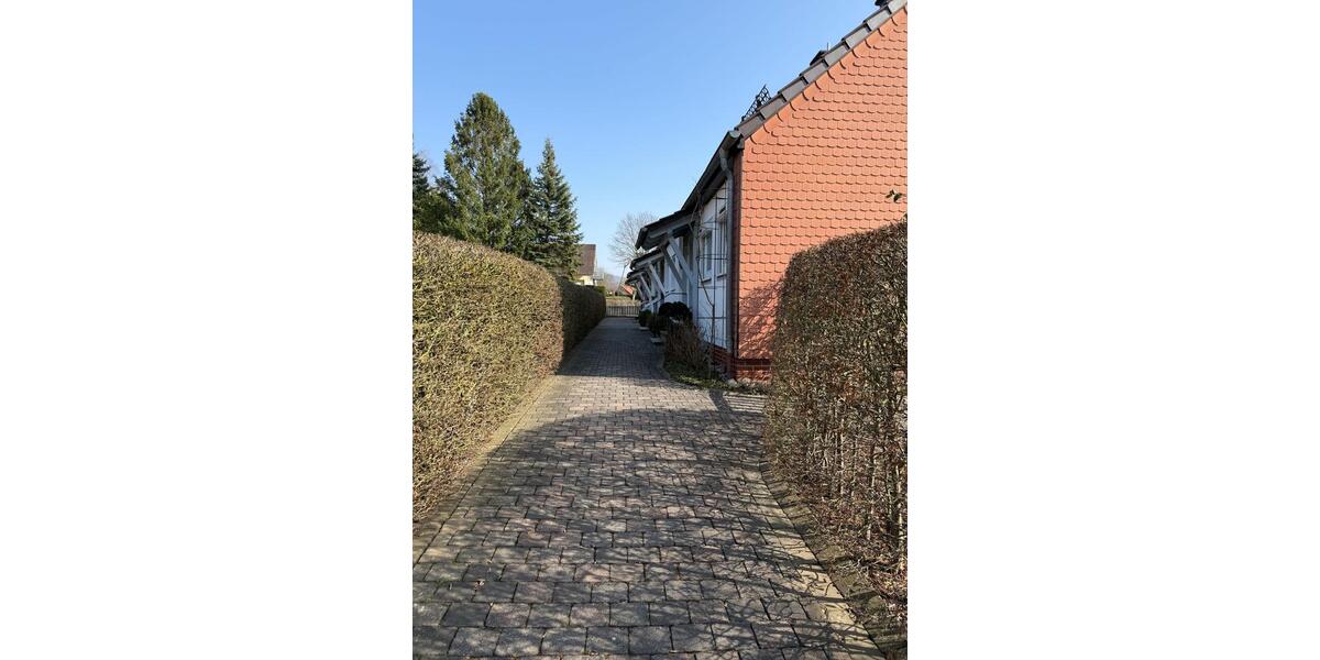 Reihenhaus Lauenau - 3 Zimmer, 107 m&sup2;, 199.000&euro; | Angebot:25592331