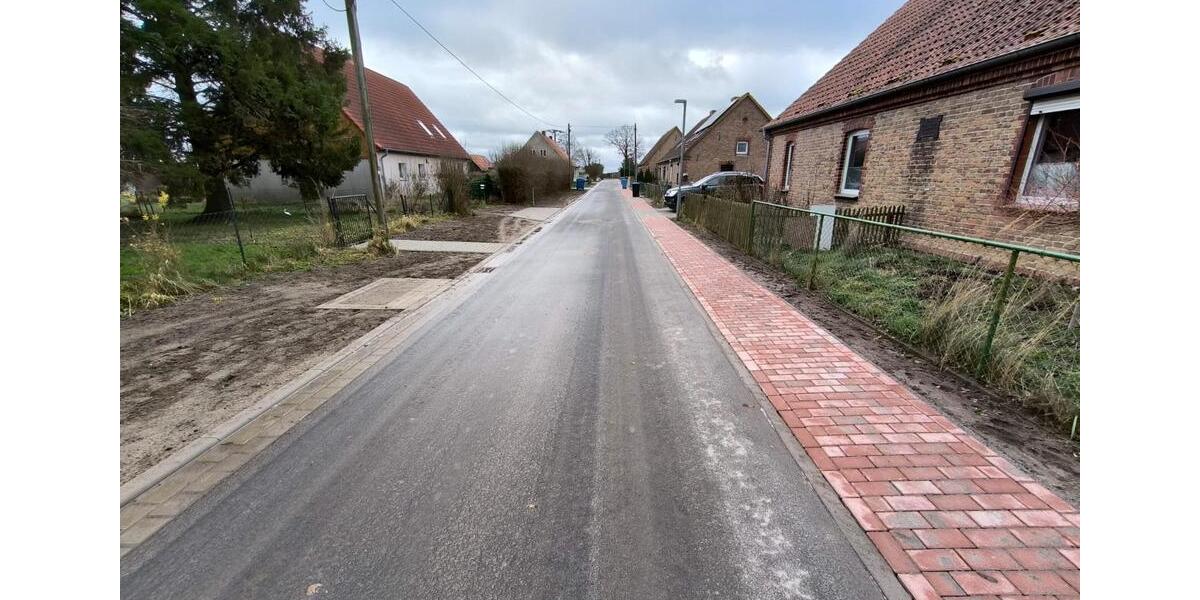 Doppelhaushälfte Sarstedt - 3 Zimmer, 100 m&sup2;, 87.000&euro; | Angebot:25920621