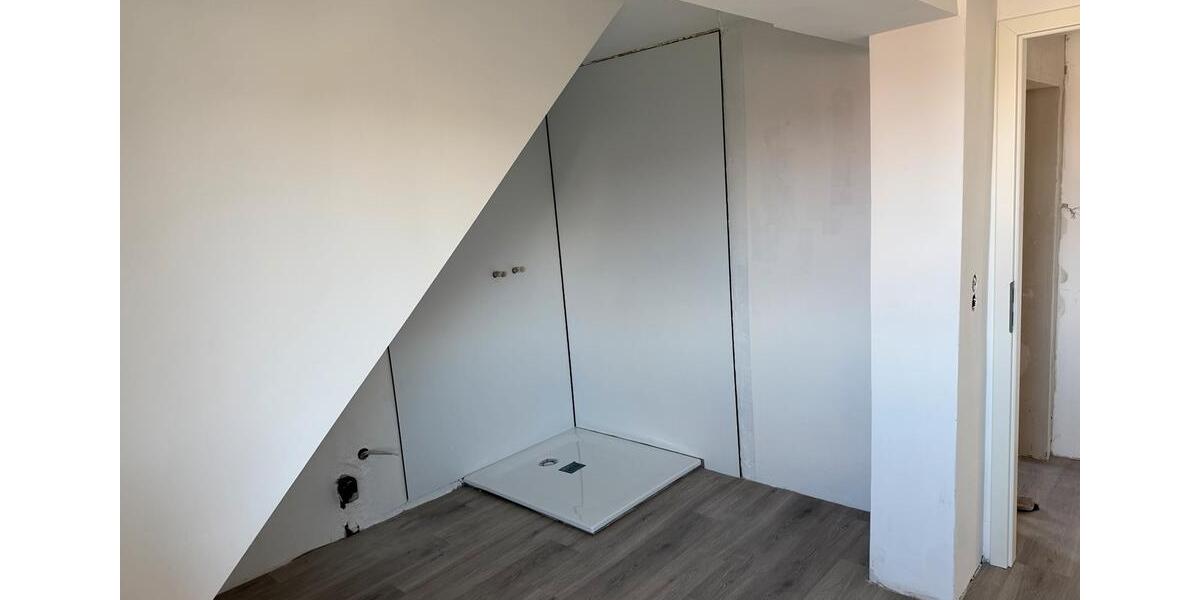 Dachgeschoßwohnung Ronnenberg - 2.5 Zimmer, 55 m&sup2;, 745&euro; | Angebot:25937153