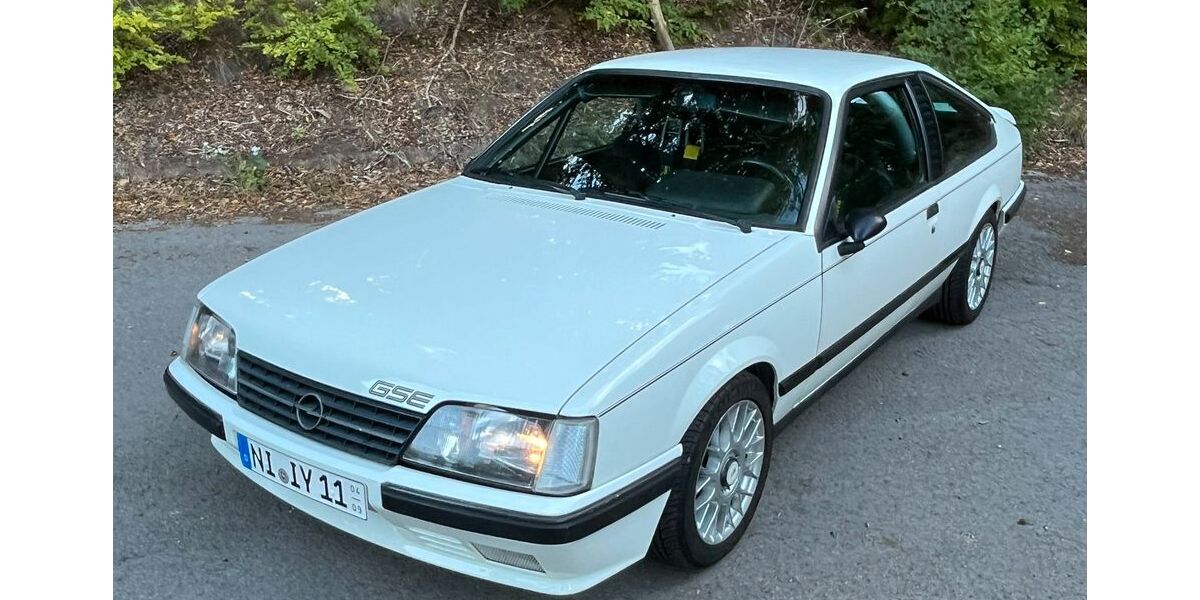 Opel Monza 150.000 km 15.990 &euro; Rehburg-Loccum 31547