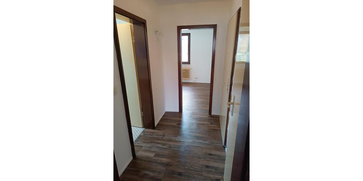 Etagenwohnung Laatzen - 2 Zimmer, 55 m&sup2;, 700&euro; | Angebot:25987039