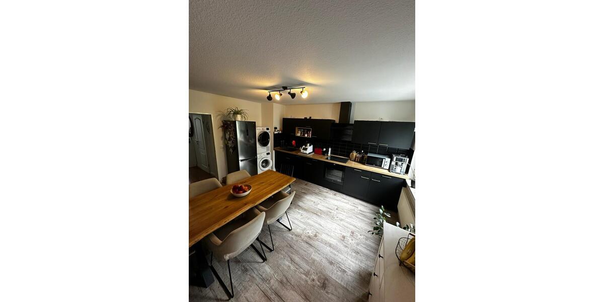 Etagenwohnung Ronnenberg - 3 Zimmer, 90 m&sup2;, 270.000&euro; | Angebot:27168785