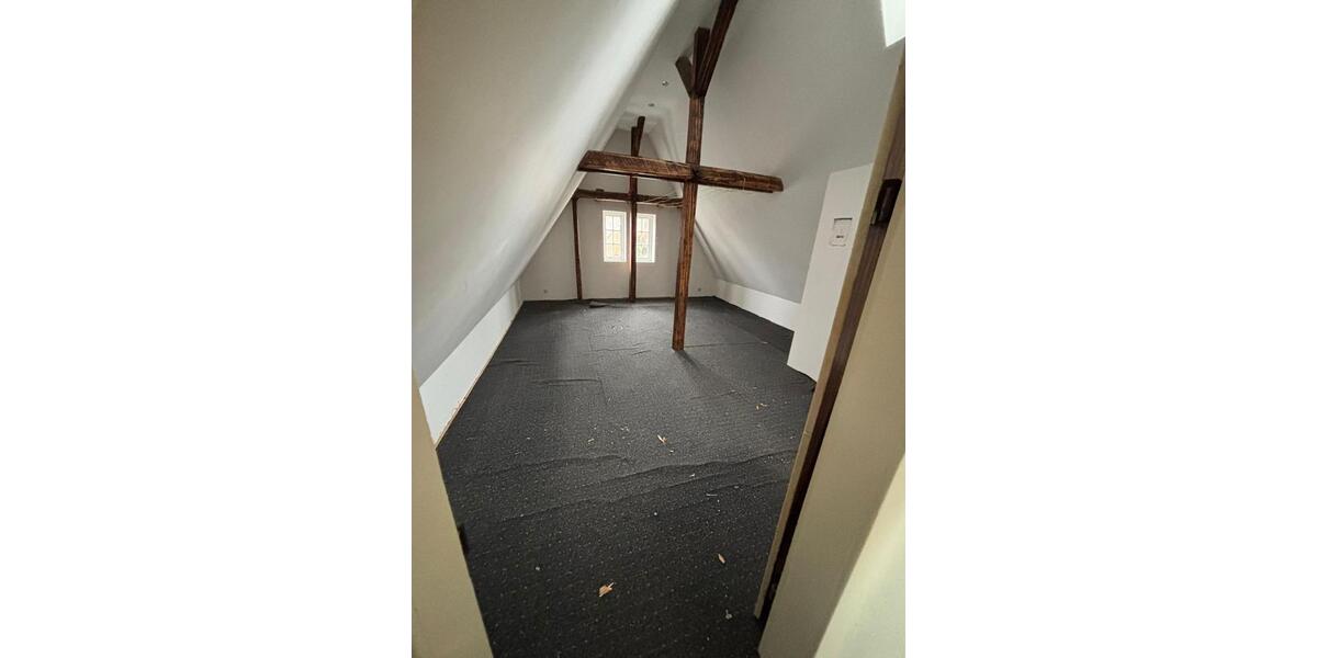 Maisonettenwohnung Ronnenberg - 5 Zimmer, 110 m&sup2;, 1.050&euro; | Angebot:25810483