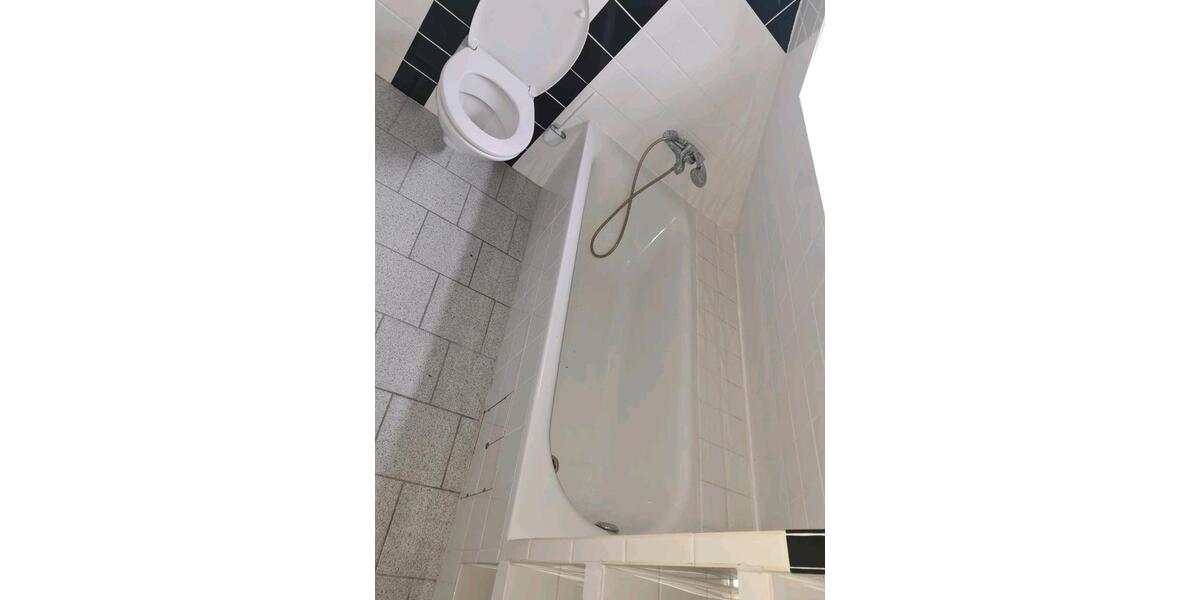 Etagenwohnung Seelze - 3 Zimmer, 107 m&sup2;, 850&euro; | Angebot:26368154