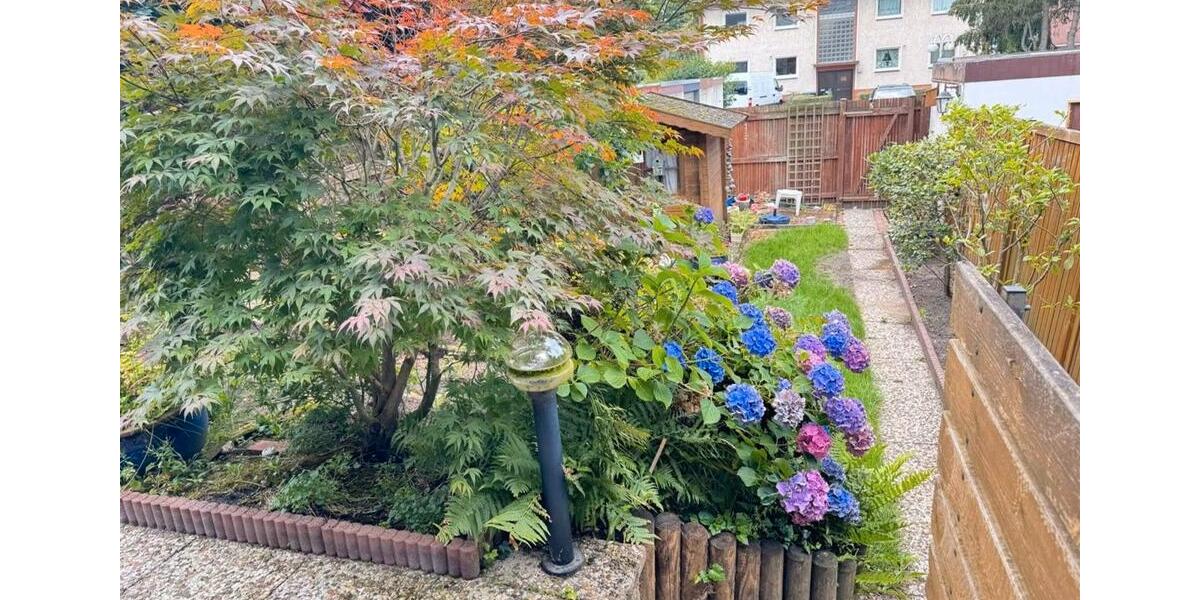 Reihenhaus Langenhagen - 5 Zimmer, 140 m&sup2;, 450.000&euro; | Angebot:26048415