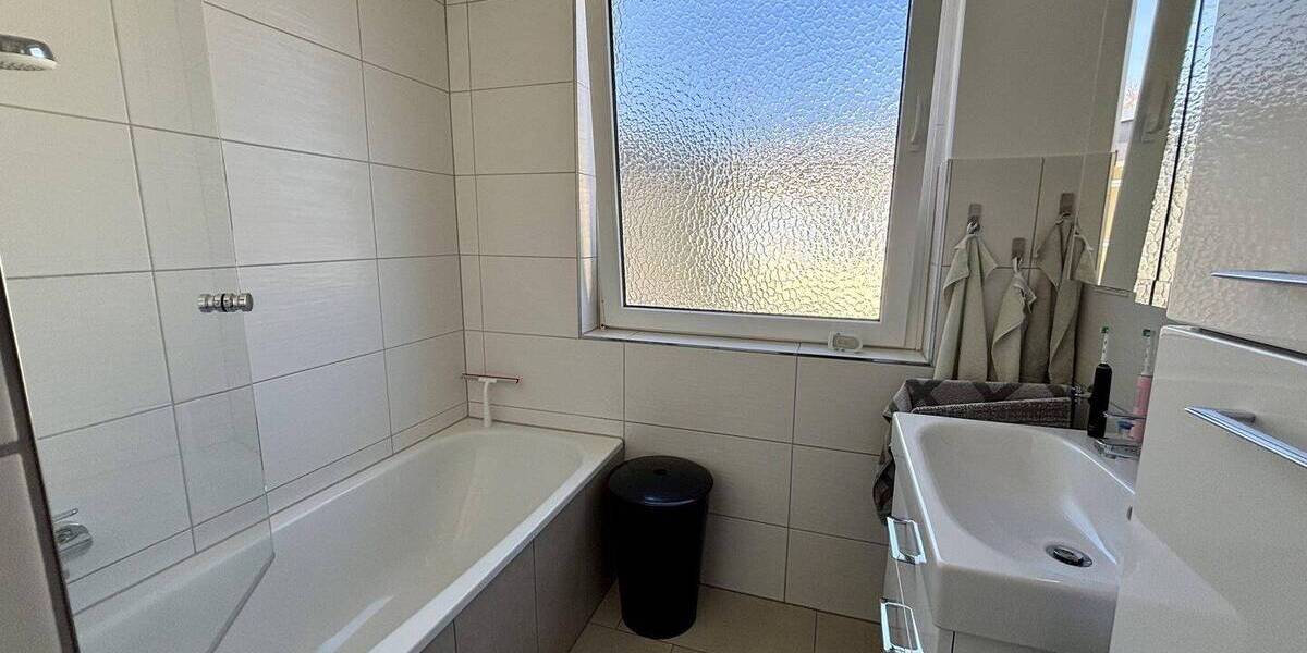 Etagenwohnung Langenhagen Alt-Langenhagen - 4 Zimmer, 102 m&sup2;, 299.000&euro; | Angebot:25938650
