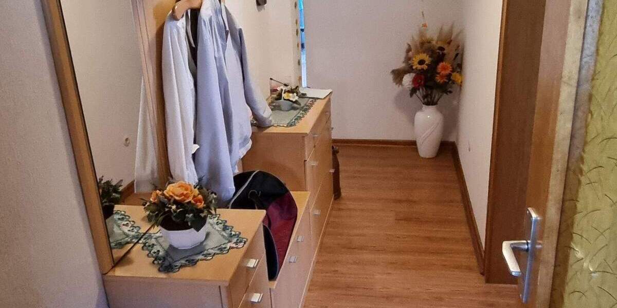 Doppelhaushälfte Garbsen Osterwald U. E. - 5 Zimmer, 124 m&sup2;, 290.000&euro; | Angebot:25695076