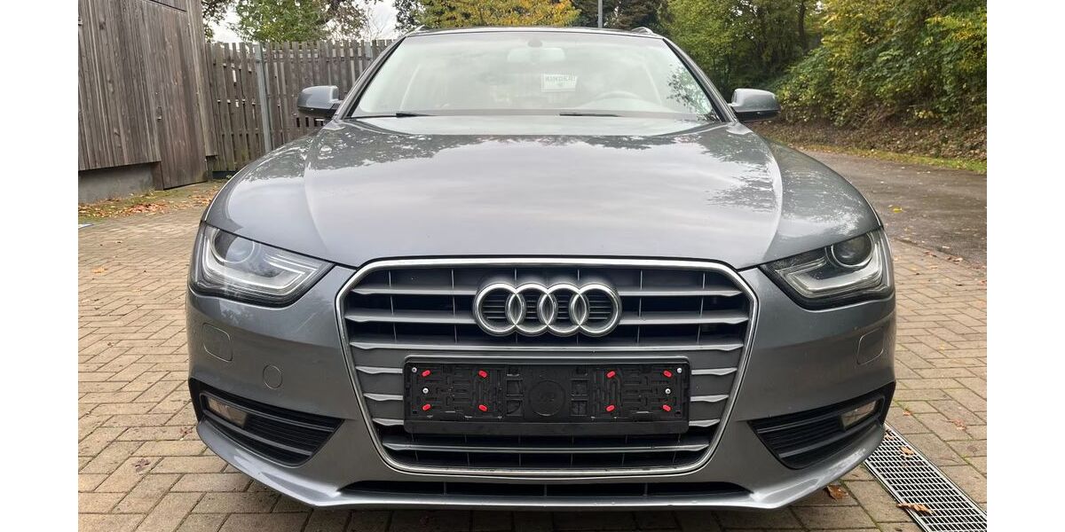 Audi A4 215.000 km 8.600 &euro; Hannover 30179
