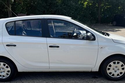 Hyundai i20 255.500 km 1.850 &euro; Hannover 30163