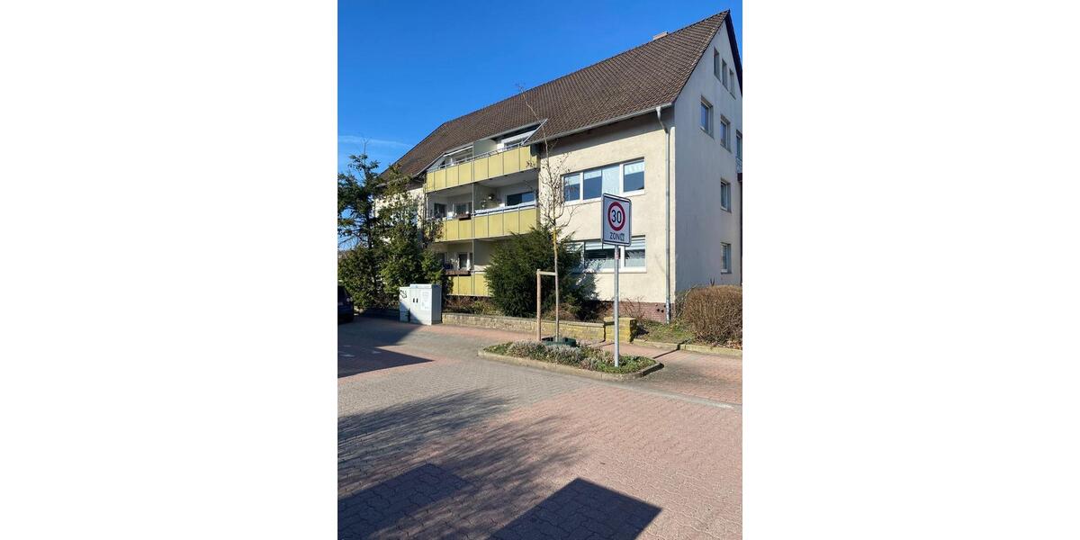 Dachgeschoßwohnung Lehrte - 3 Zimmer, 78 m&sup2;, 830&euro; | Angebot:25613292