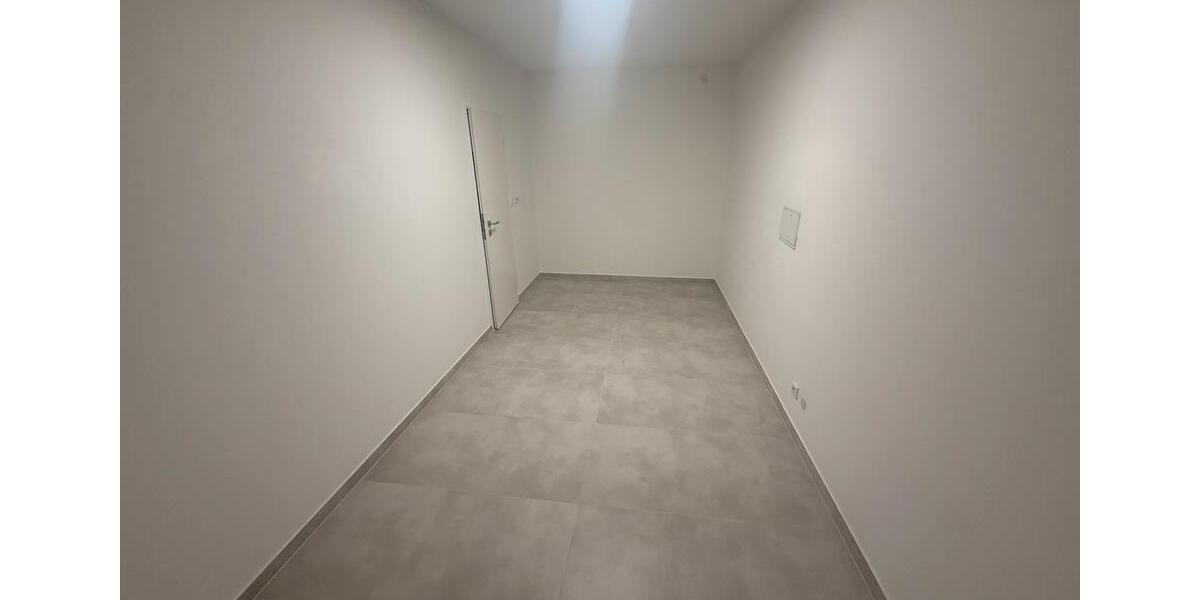 Etagenwohnung Hannover - 3 Zimmer, 130 m&sup2;, 1.680&euro; | Angebot:25066565