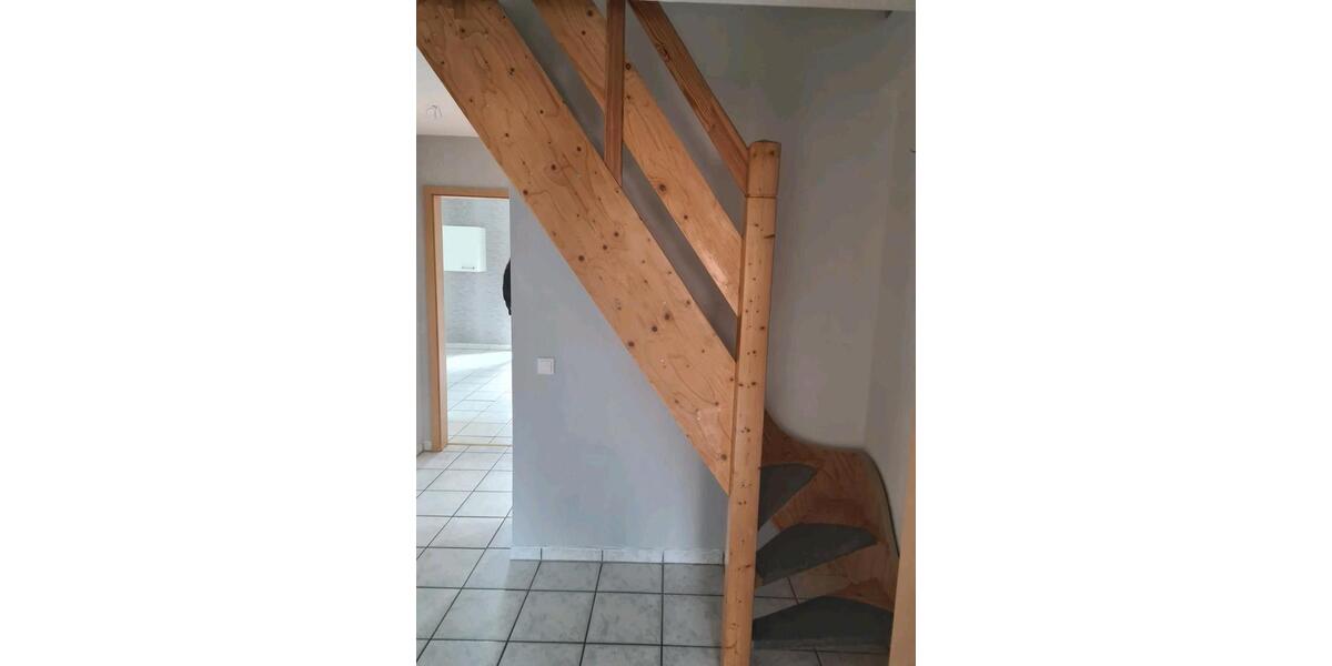 Etagenwohnung Seelze - 3 Zimmer, 107 m&sup2;, 850&euro; | Angebot:26368154