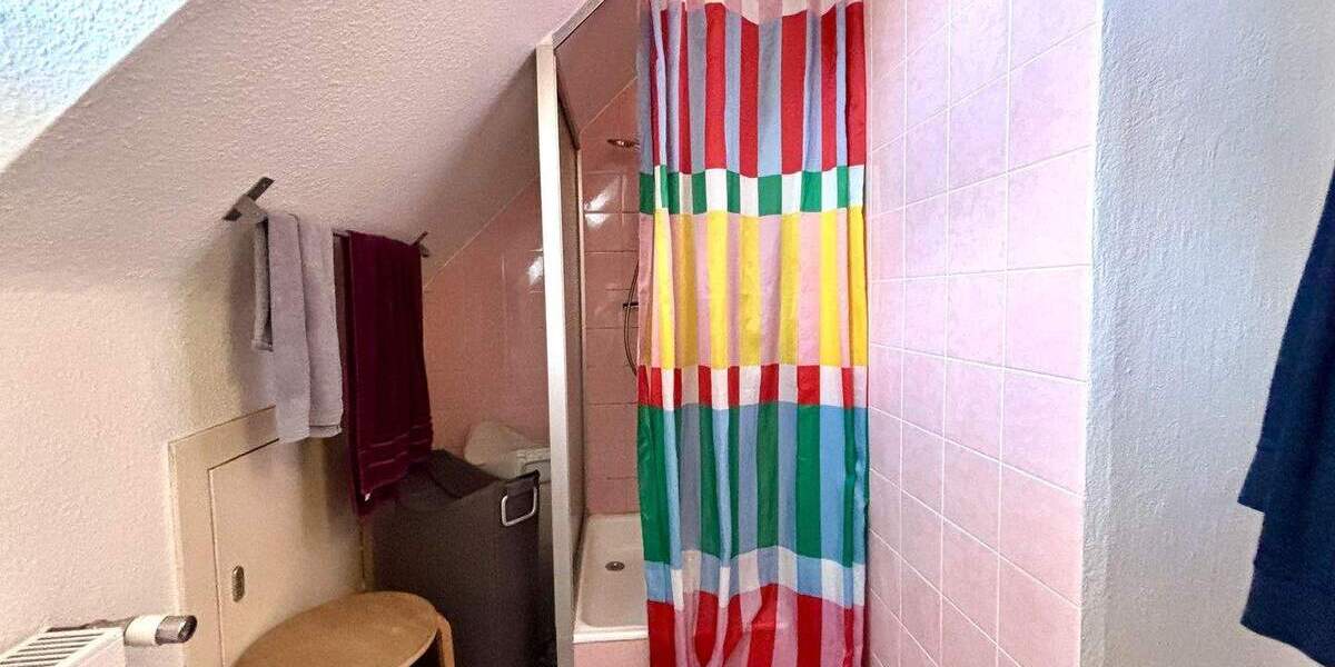 Einfamilienhaus Laatzen Rethen - 6 Zimmer, 121 m&sup2;, 375.000&euro; | Angebot:25673380