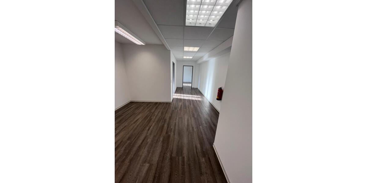 Gewerbeobjekt Laatzen - 400&euro; | Angebot:24869610