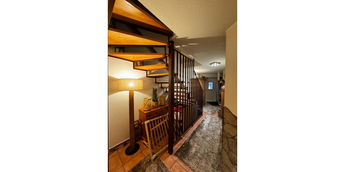 Reihenhaus Seelze - 5 Zimmer, 370.000&euro; | Angebot:17726570