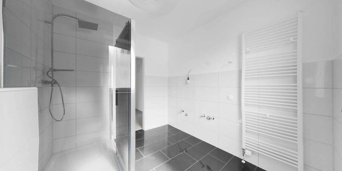 Mehrfamilienhaus, Wohnhaus Neustadt Poggenhagen - 9 Zimmer, 290 m&sup2;, 439.000&euro; | Angebot:26435877