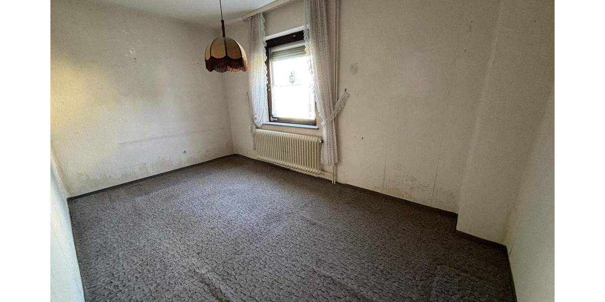 Einfamilienhaus Lehrte Ahlten - 8 Zimmer, 129 m&sup2;, 355.000&euro; | Angebot:25731751