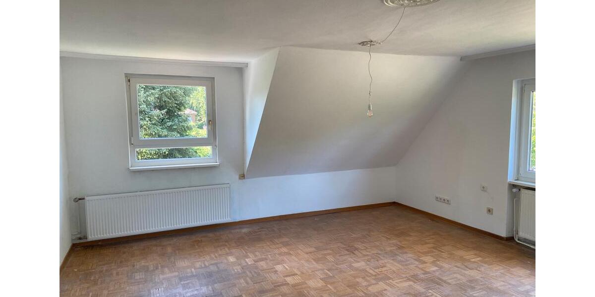 Einfamilienhaus Burgwedel - 7 Zimmer, 200 m&sup2;, 780.000&euro; | Angebot:27030022