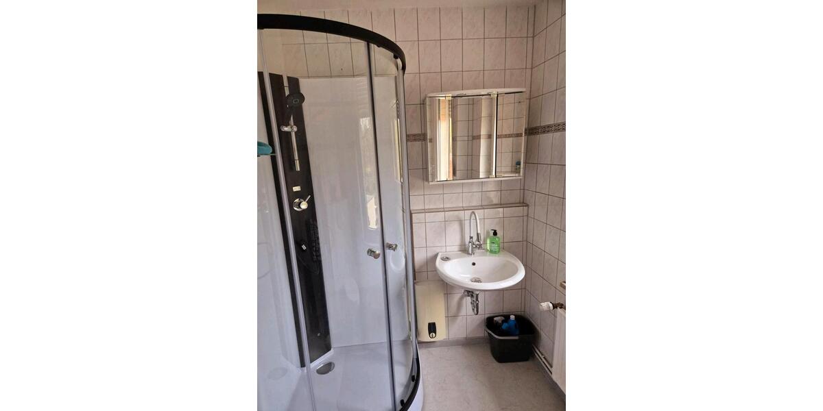 Etagenwohnung Sarstedt - 2 Zimmer, 90&euro; | Angebot:19267755