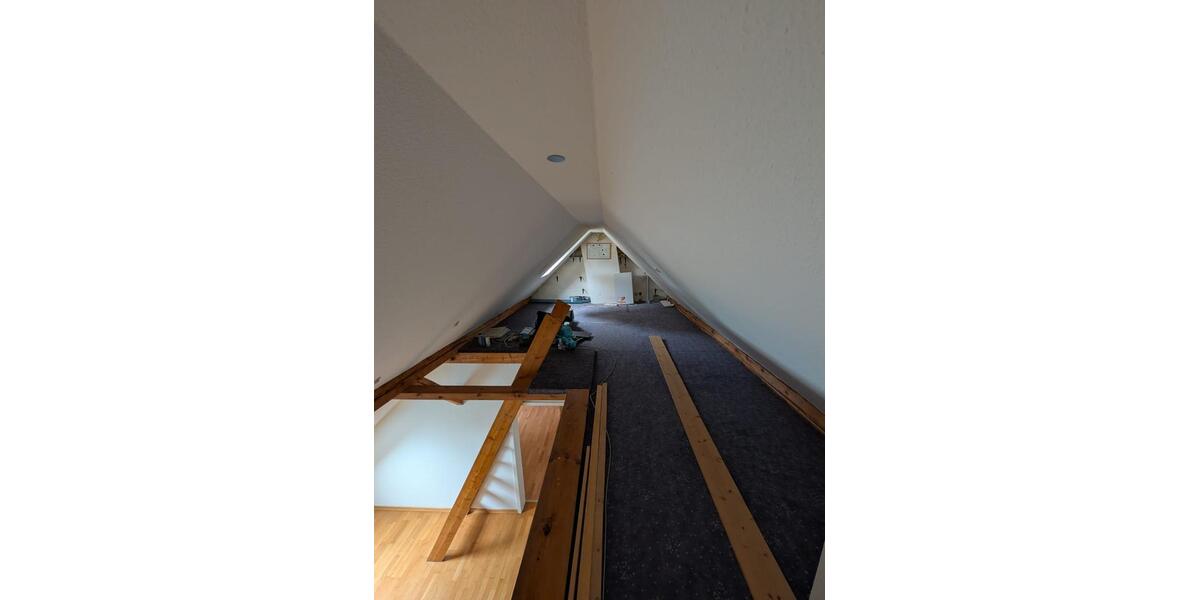 Dachgeschoßwohnung Hannover Ricklingen - 3.5 Zimmer, 55 m&sup2;, 160.000&euro; | Angebot:26931667