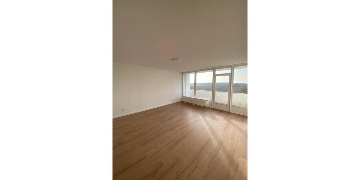 Etagenwohnung Garbsen - 4 Zimmer, 110 m&sup2;, 245.000&euro; | Angebot:25416175