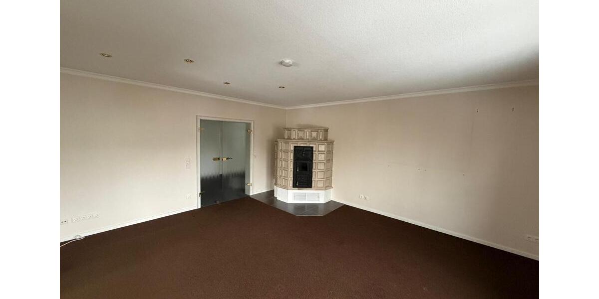 Etagenwohnung Garbsen Berenbostel - 7 Zimmer, 230 m&sup2;, 2.300&euro; | Angebot:25782516