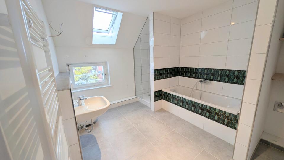 Maisonettenwohnung Hannover Buchholz-Kleefeld - 4 Zimmer, 127 m&sup2;, 1.498&euro; | Angebot:26423543