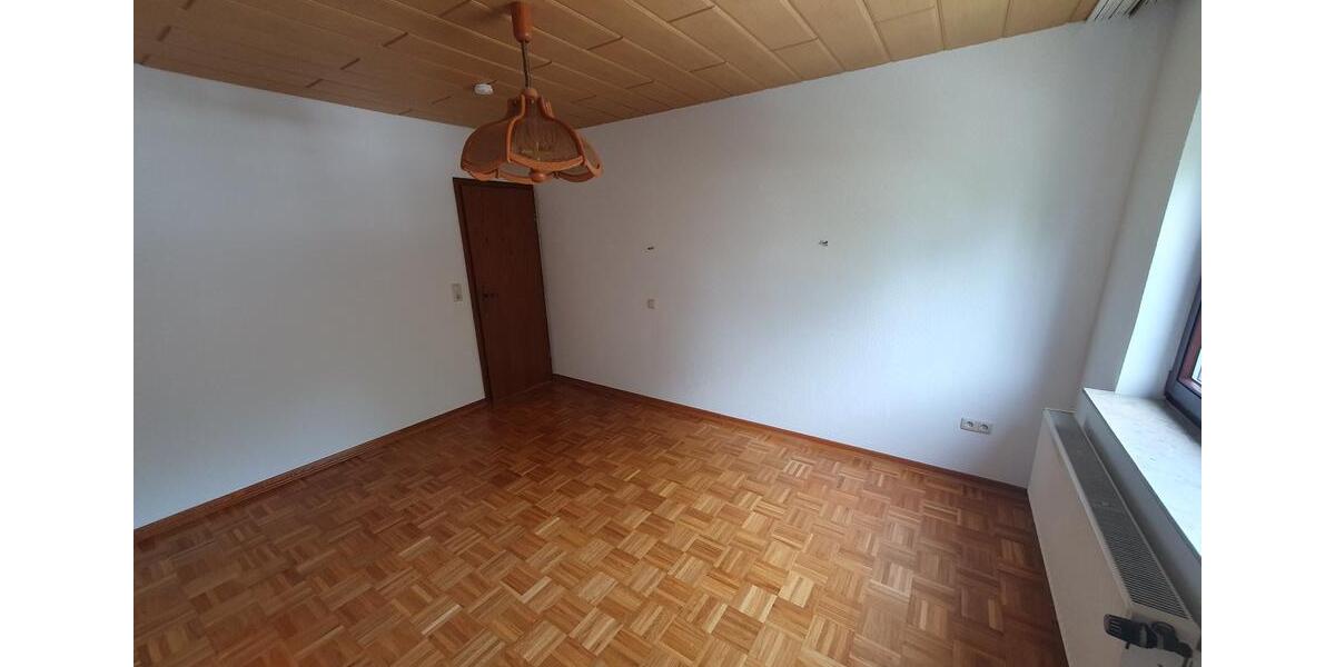 Etagenwohnung Seelze - 3.5 Zimmer, 91 m&sup2;, 250.000&euro; | Angebot:25887423