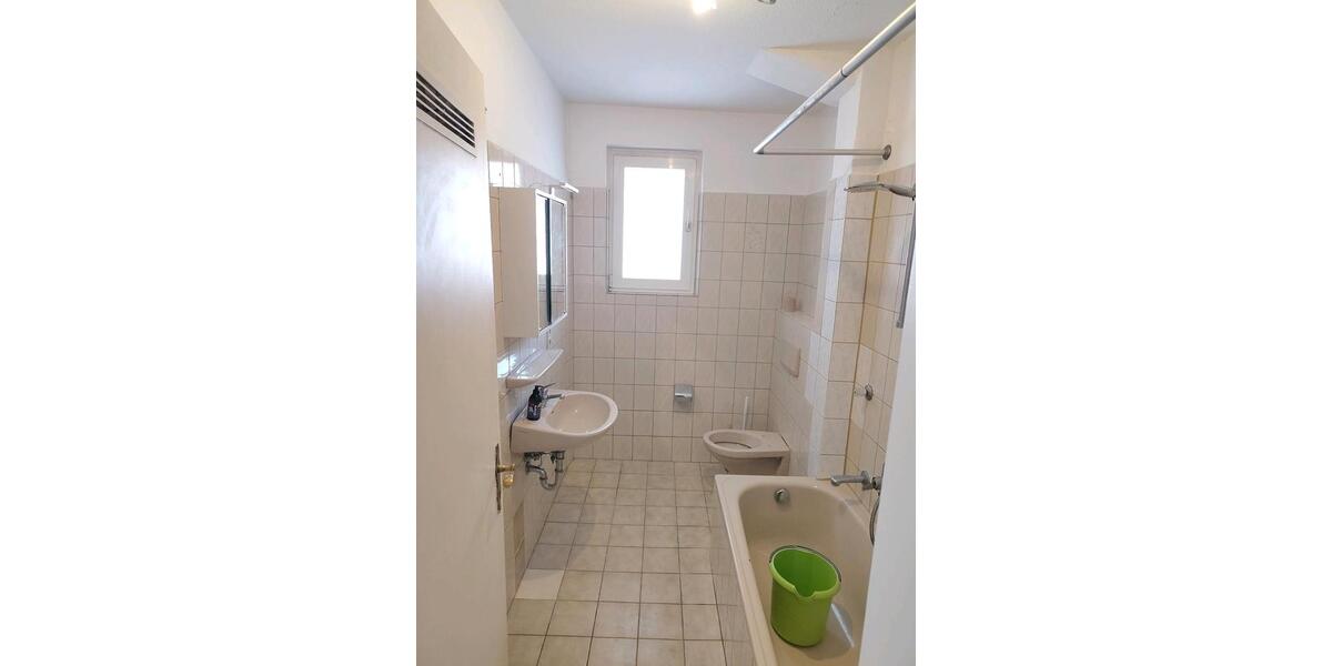 Etagenwohnung Hannover Mitte - 2 Zimmer, 75 m&sup2;, 840&euro; | Angebot:25991348