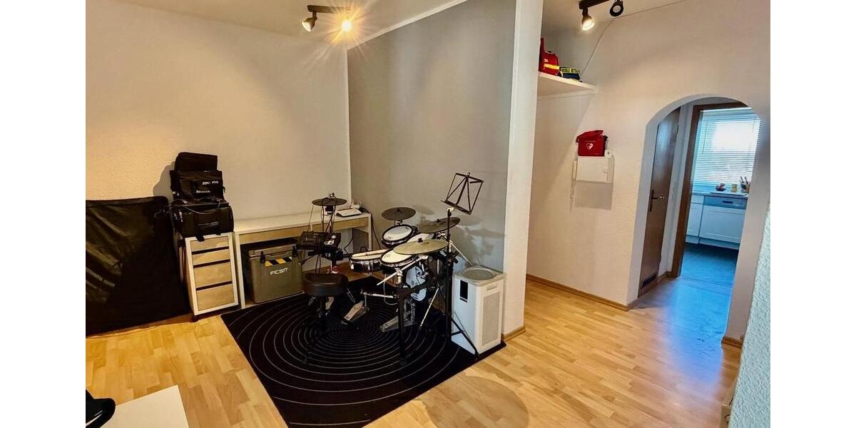 Etagenwohnung Burgdorf - 4 Zimmer, 93 m&sup2;, 875&euro; | Angebot:26405335