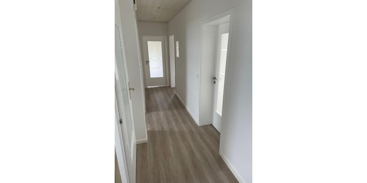 Dachgeschoßwohnung Barsinghausen - 4 Zimmer, 110 m&sup2;, 1.020&euro; | Angebot:26296848