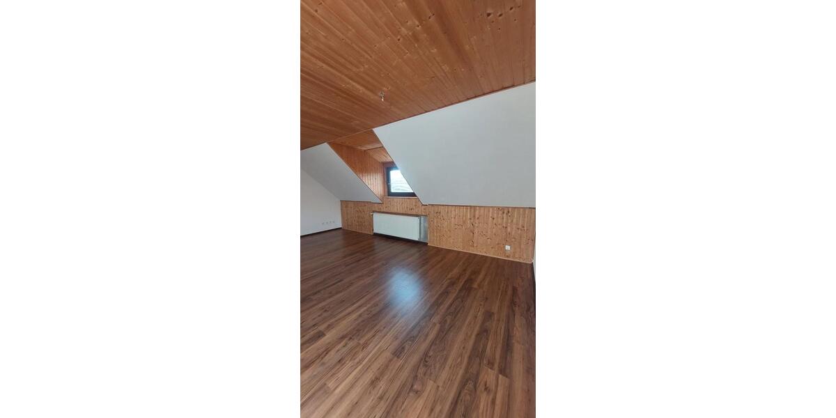 Etagenwohnung Burgwedel - 3 Zimmer, 68 m&sup2;, 646&euro; | Angebot:24626683