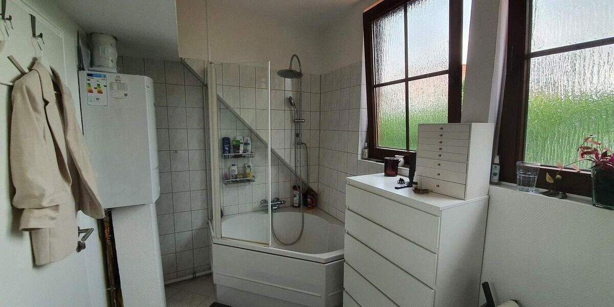 Einfamilienhaus Laatzen Rethen - 3 Zimmer, 110 m&sup2;, 330.000&euro; | Angebot:25760439